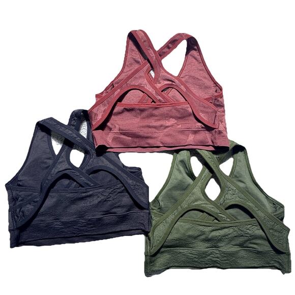Gymshark Bundle of 3 Cross Performance Logo Sports Bra Top Sz M - Picture 2 of 8